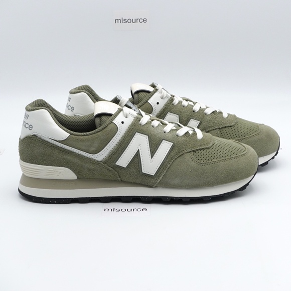 NEW Size 9.5 Men's New Balance 574 Sneakers U574GCE Dark Olivine/Sea Salt - Picture 3 of 7